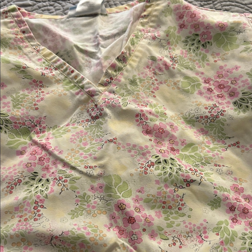 Floral V-Neck Scrub Top
